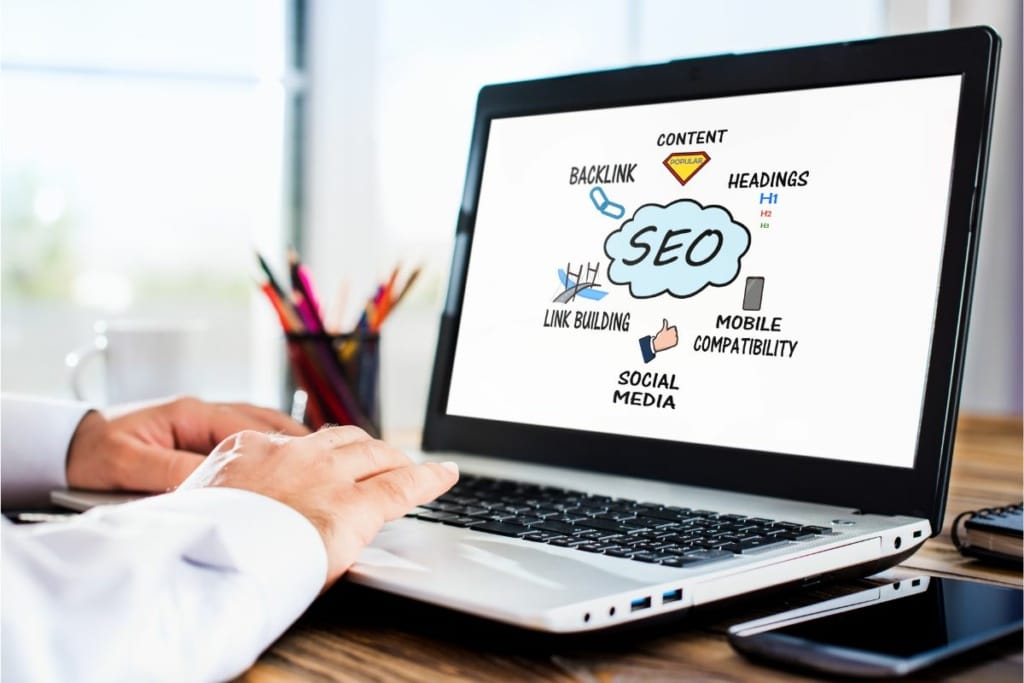 Les étapes pour devenir consultant SEO indépendant